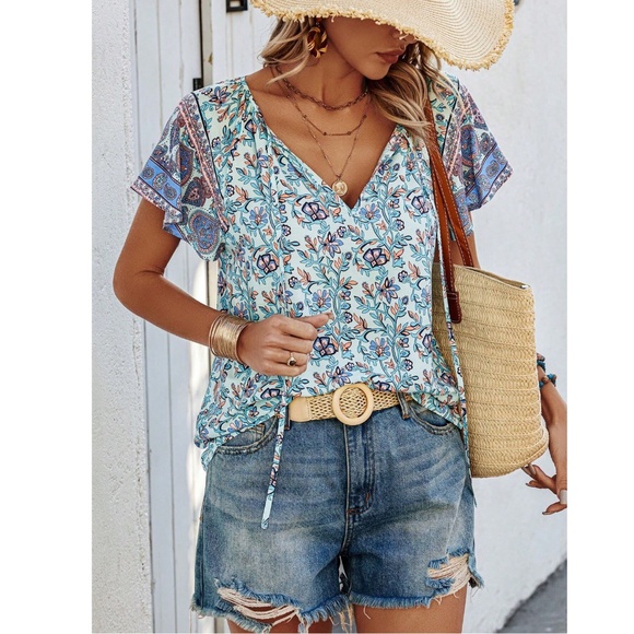 Blue Floral Printed Boho Short Sleeve Shirt V-Neck Ties - Picture 2 of 7